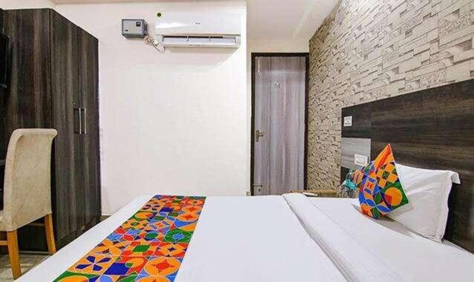 Fabhotel Welcome Residency Zirakpur Exterior foto